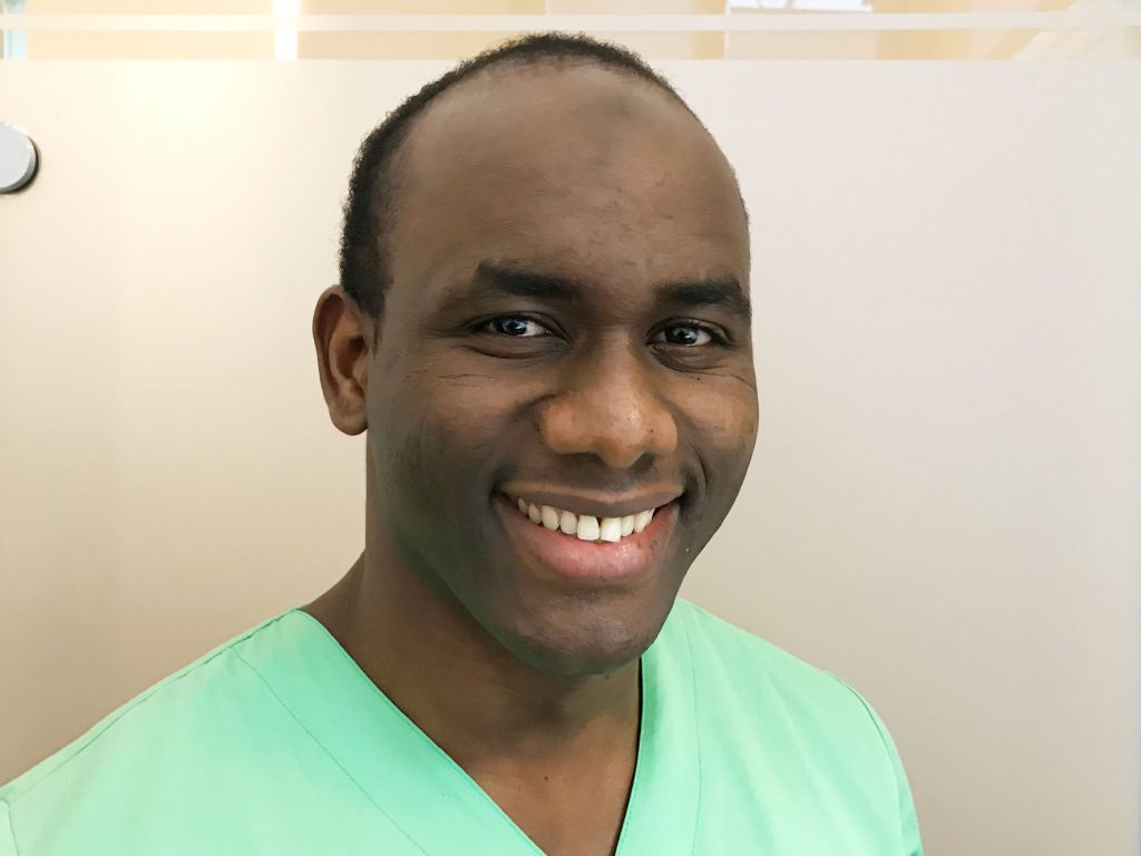 Thierno Barry Armadou – Assistenz Team Zahnarztpraxis Stolberger MVZ Implantologie